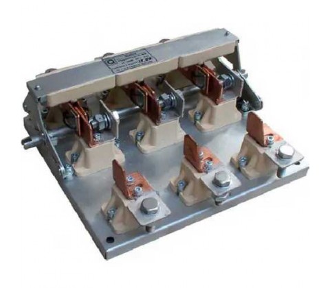 Рубильник П-2М 250А без привода перекидний Рубильник П-2М 250А без привода перекидний